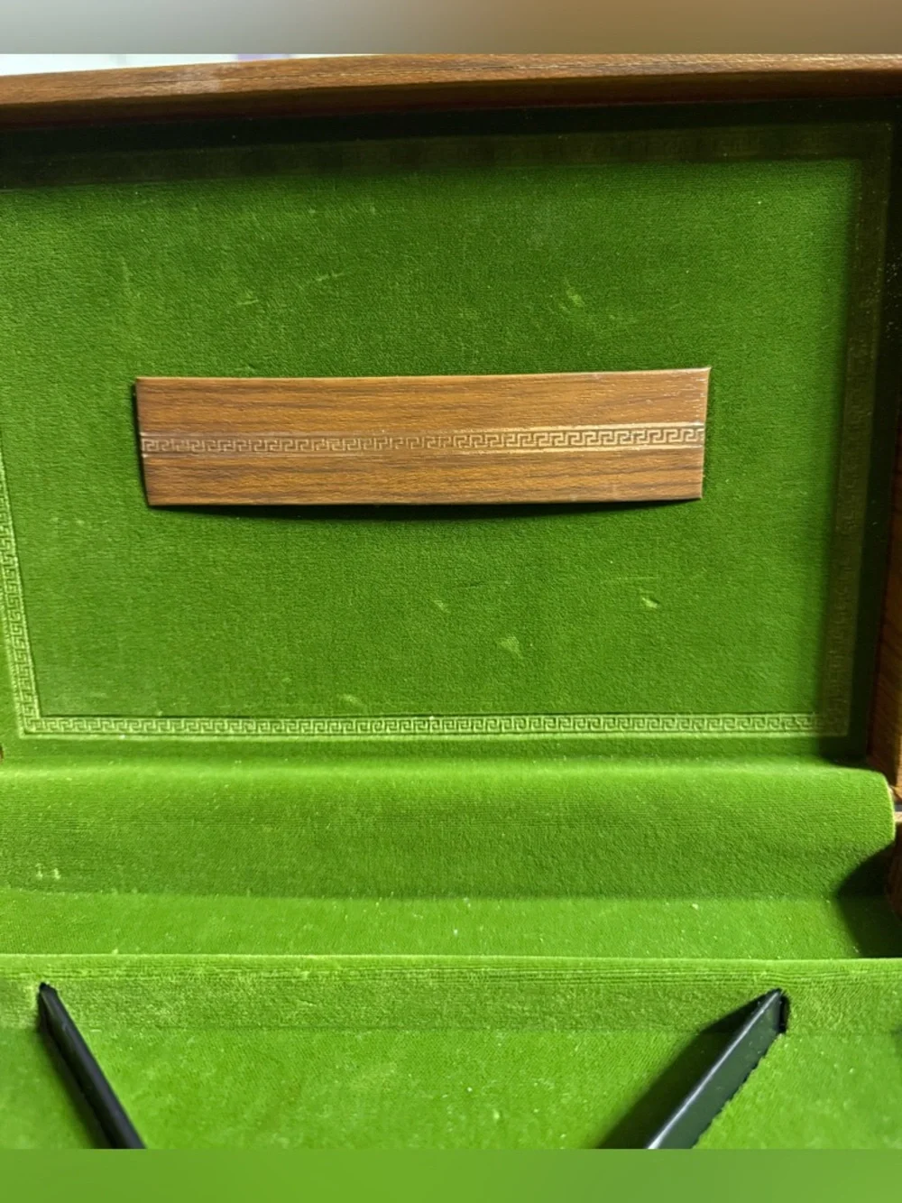 MCM Design Philipp Swedish Valet Box Green Velvet